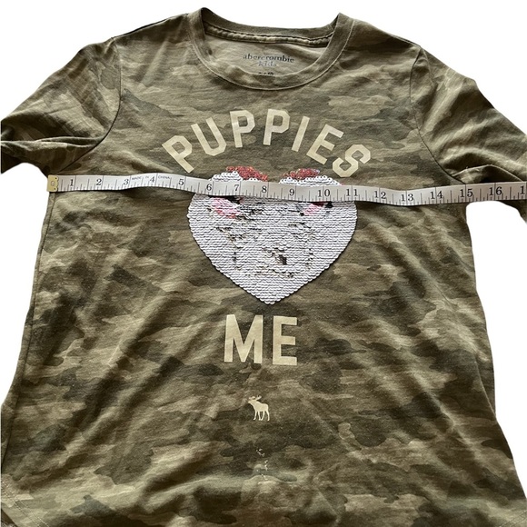 Abercrombie kids camouflage long sleeve shirt.Boston terrier with flip sequins. - Picture 5 of 9